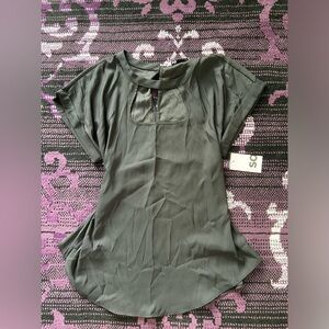 Women’s Black Short Sleeve Cutout Top